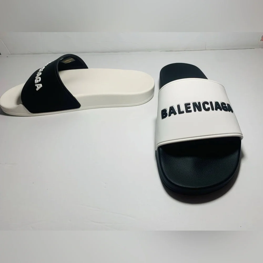 Balenciaga Men's Logo Mismatched Slide Sandal Size 8
